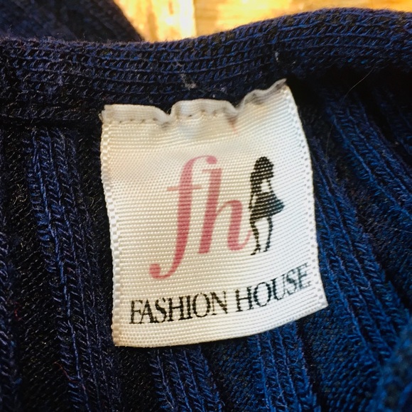 Ribbed Knit Cropped Cami Top - Picture 3 of 3